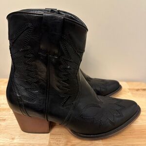 Elegant Black Western Ankle Booties